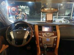 Infiniti QX80